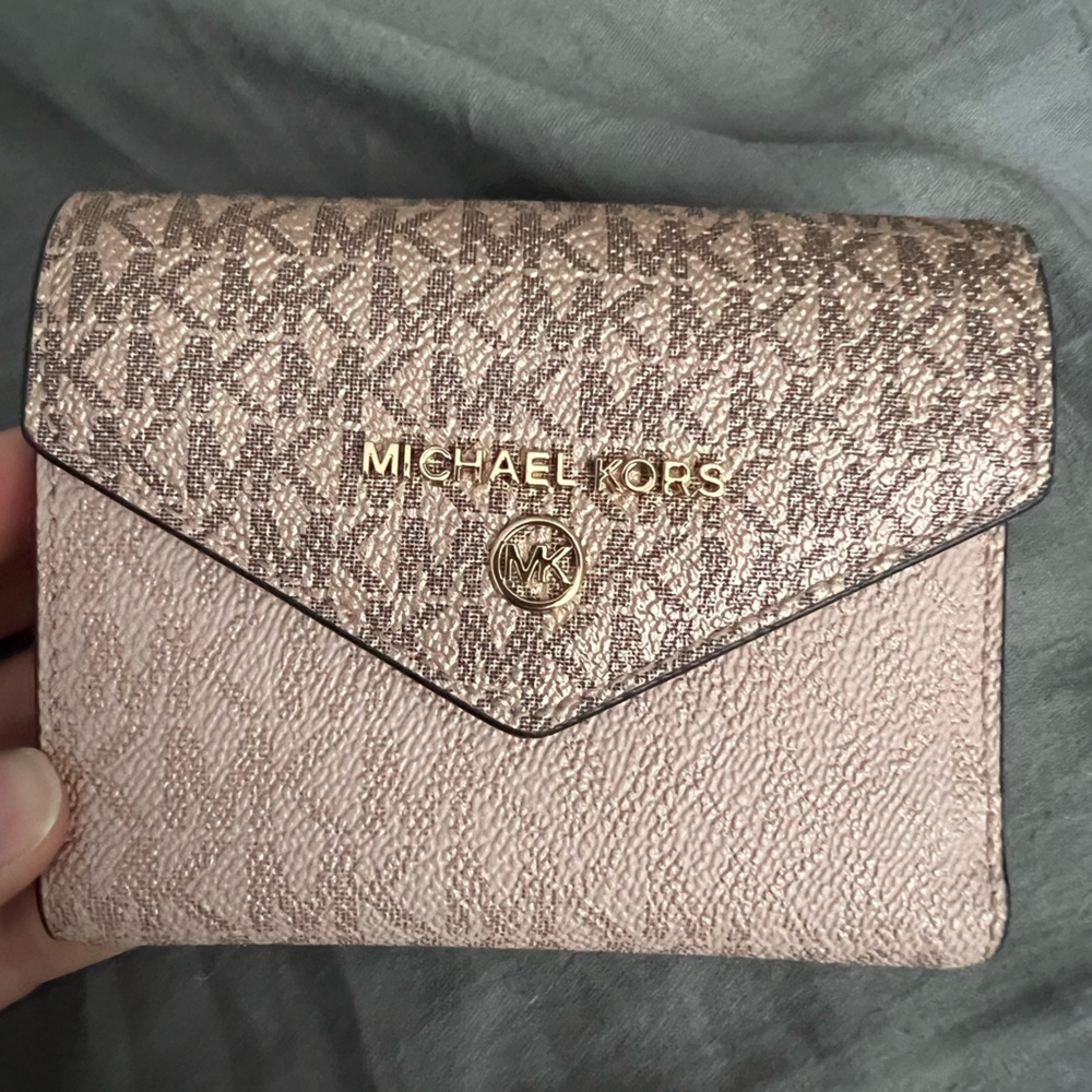 Small Micheal Kors Wallet